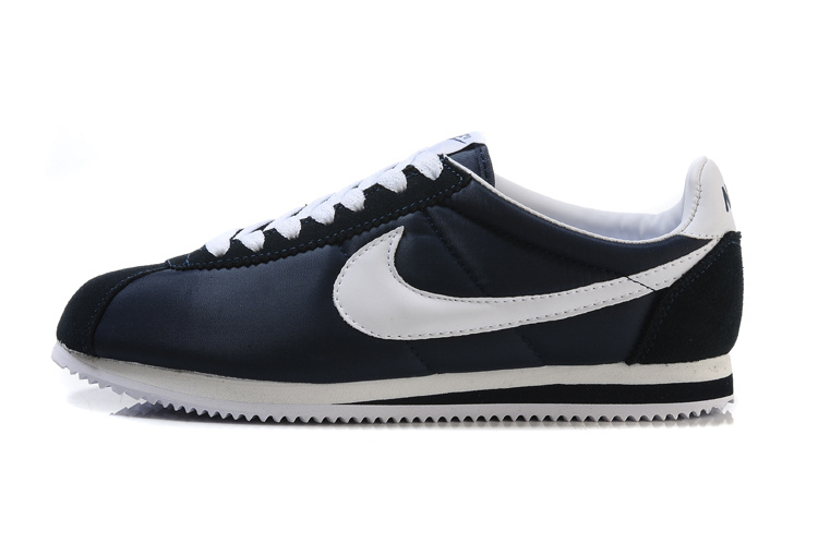nike cortez leather,nike pas cher homme,chaussures hommes nike